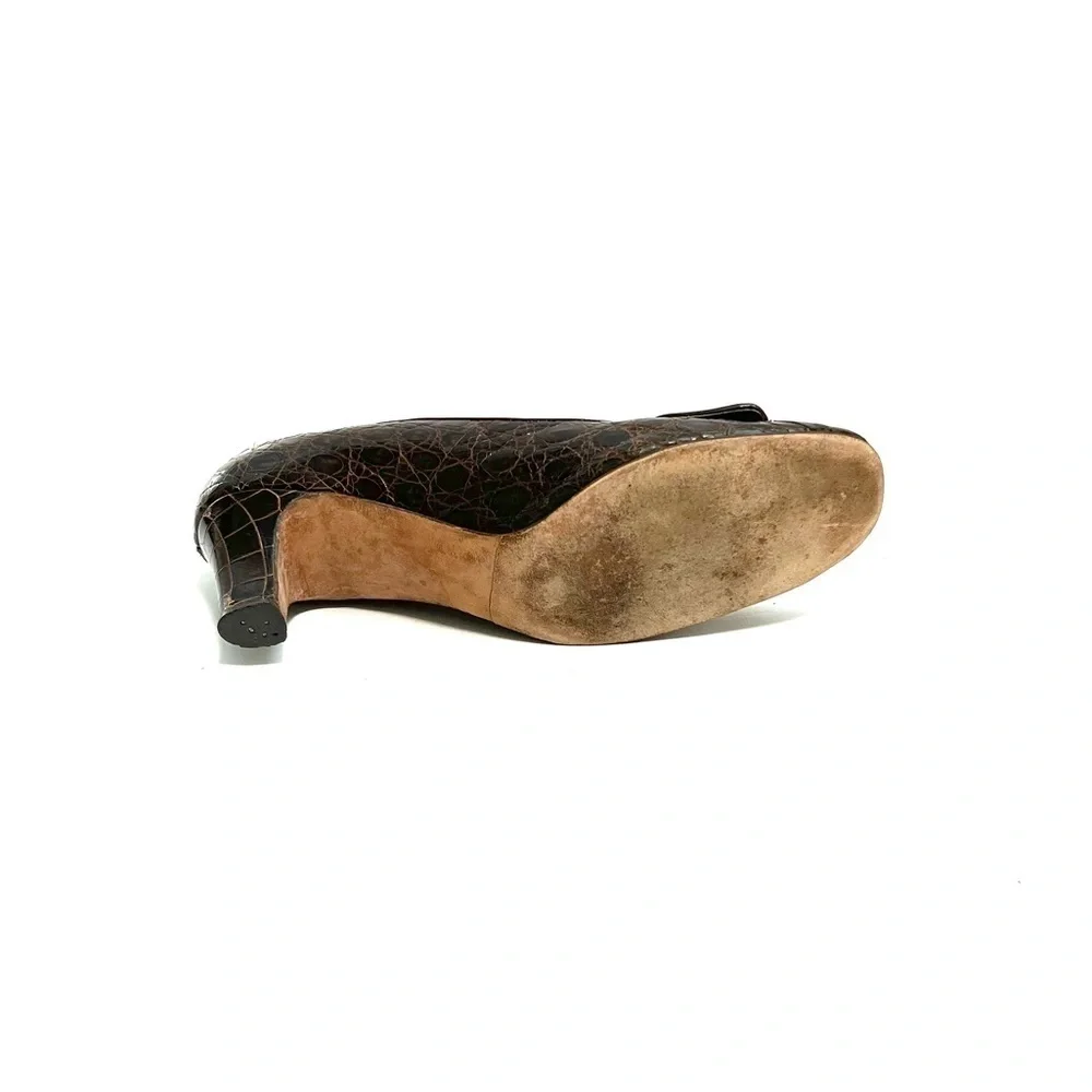 Vintage 1950s crocodile leather slip on classic workwear pumps